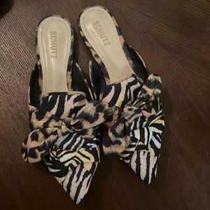 SCHUTZ animal print mules size 8 like new